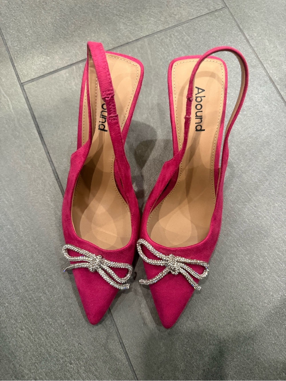 Abound Fuchsia Slingback Pointed Toe Flats with Rhinestone Bow. Size 8 Medium